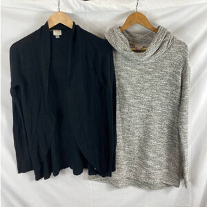 35 Target Clothing Woman's Bundle of sweaters size small